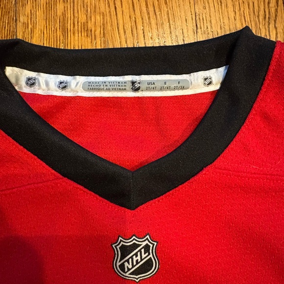 NHL Blackhawks kids Patrick Kane jersey size 2/4T - Picture 3 of 6